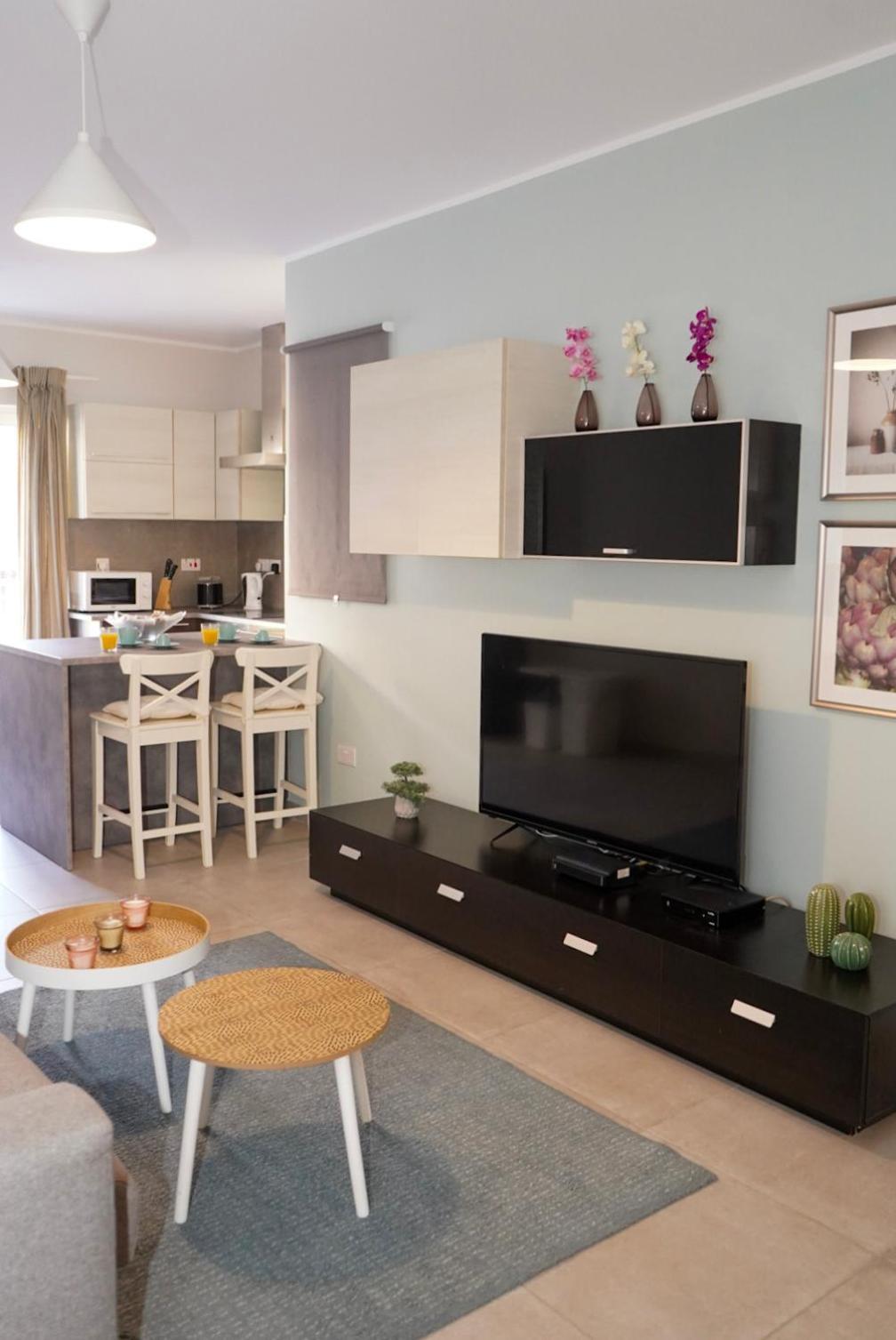 Comfort And Convenience Flat 4 Dad'S Court セント・ポールズ・ベイ エクステリア 写真